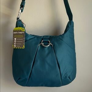 NWT Travelon Anti-Theft Hobo Bag with RFID in Deep Teal